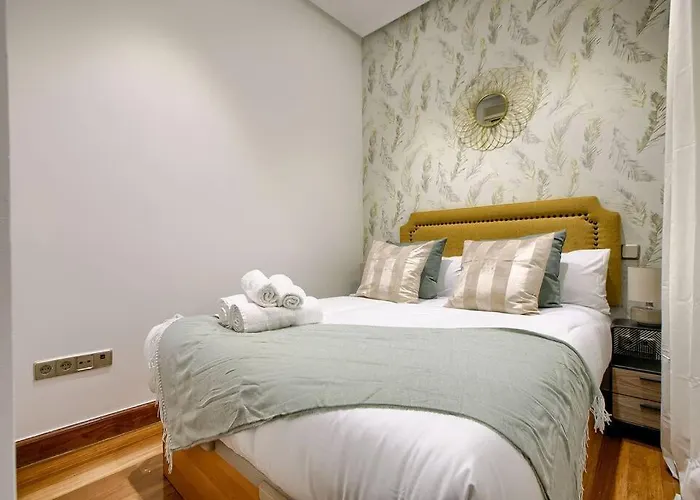 Central Flat In The Best Location-Comen-2-De